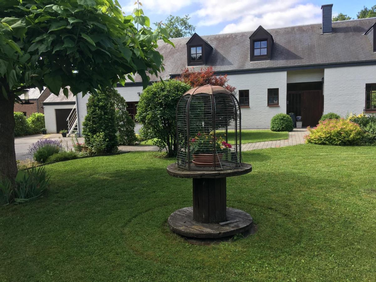 Le Jardin Des Biches Bed & Breakfast Somme-Leuze ภายนอก รูปภาพ